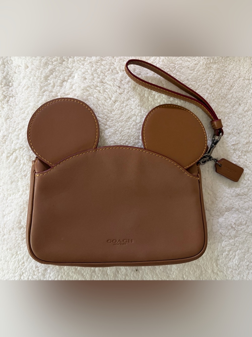 Coach x Disney Mickey Mouse Limited Edition Leather Wristlet Rare Saddle Color